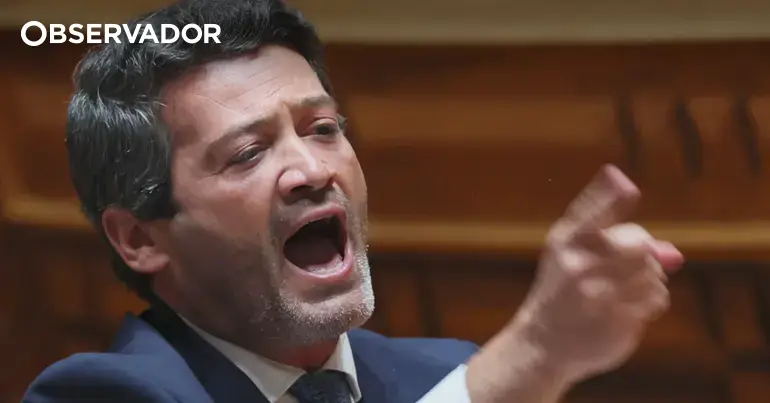 Ventura quer Governo responsabilizado por falhas nos exames