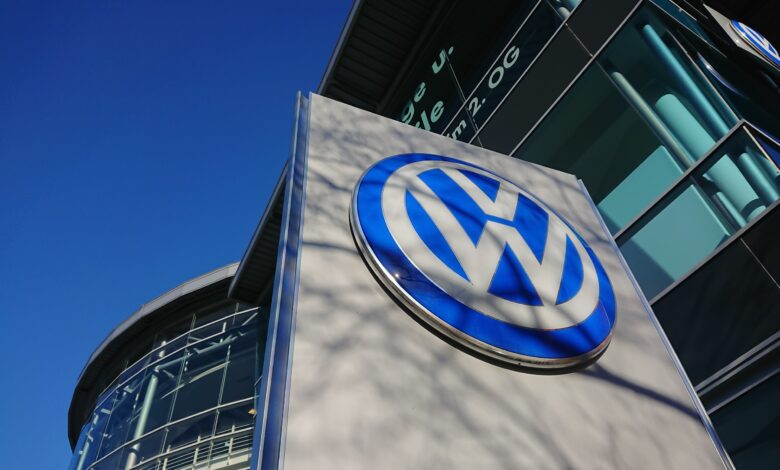 Volkswagen anuncia corte na produção e visa reestruturação