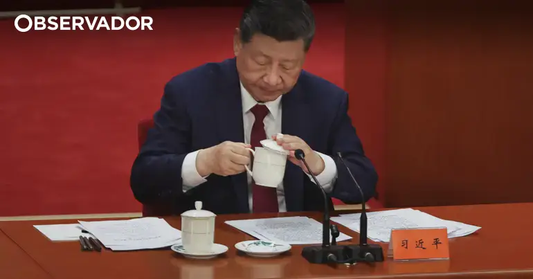 Xi Jinping: "Reunificação" da China é "tarefa histórica"