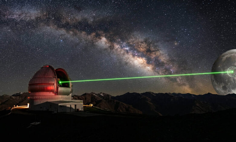 A Lua está se afastando da Terra — e um laser mede isso
