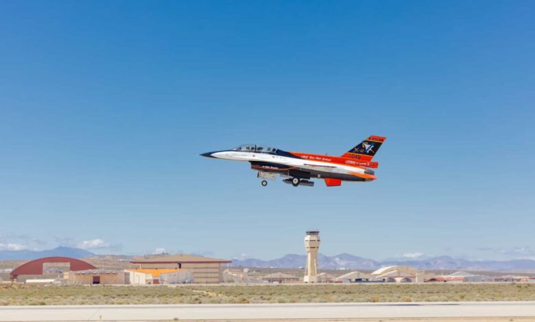 Avião militar autônomo comandado por IA faz seus primeiros testes