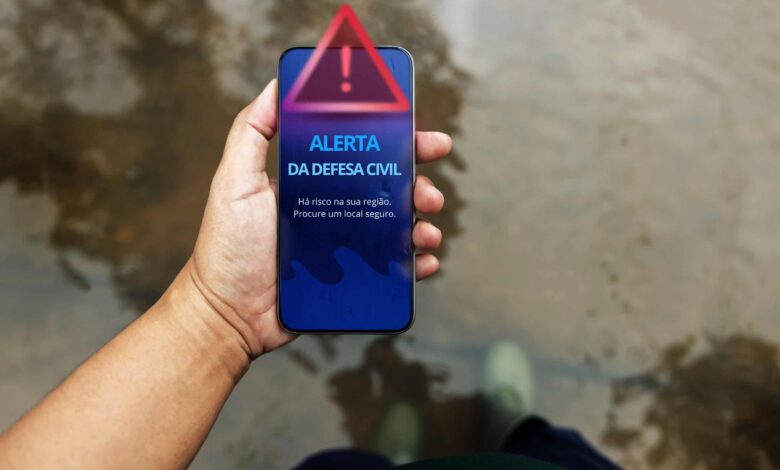 Como funciona o alerta da Defesa Civil que aparece no celular?