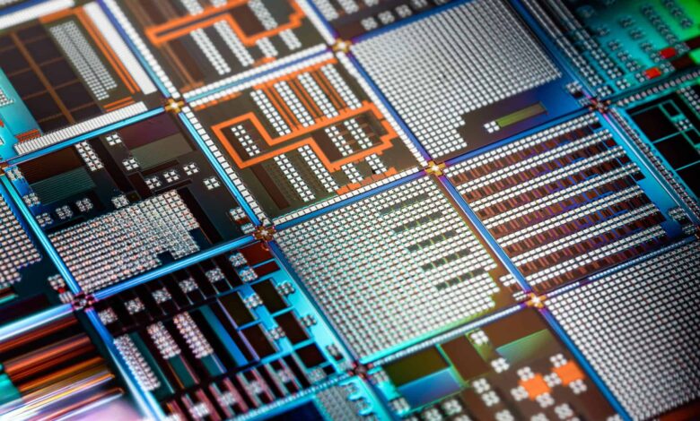 EUA: Trump impõe tarifa de 15% para proteger fabricantes de chips