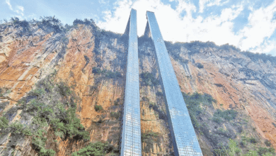 Elevador chinês corta caminho de cerca de 3 horas