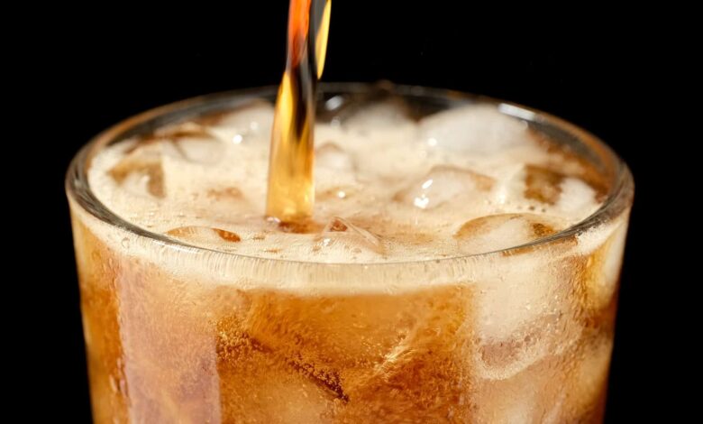 Estudo inédito nos EUA associa bebidas açucaradas ao câncer gástrico