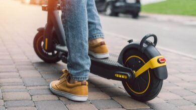 Patinetes ganham novas regras em SP e deixam as calçadas