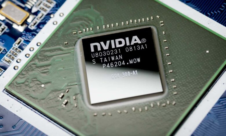 Servidores de IA com chips Nvidia chegam à China por rota indireta