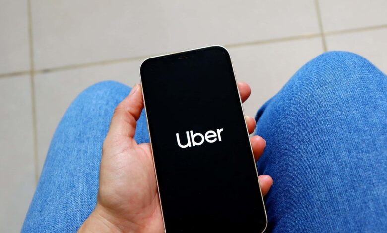 Uber sustenta previsão financeira para o trimestre, mas disputa no Brasil limita seu avanço