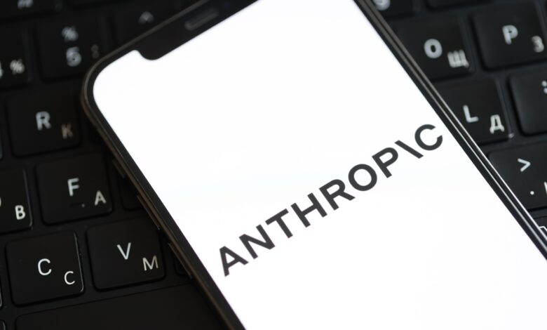 Anthropic desconecta usuários do Claude após hackers roubarem sessões de login