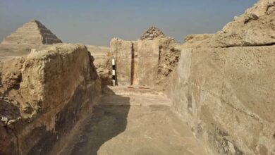 Arqueólogos encontram “porta” de 4,7 mil anos que ligava mundo dos vivos ao dos mortos