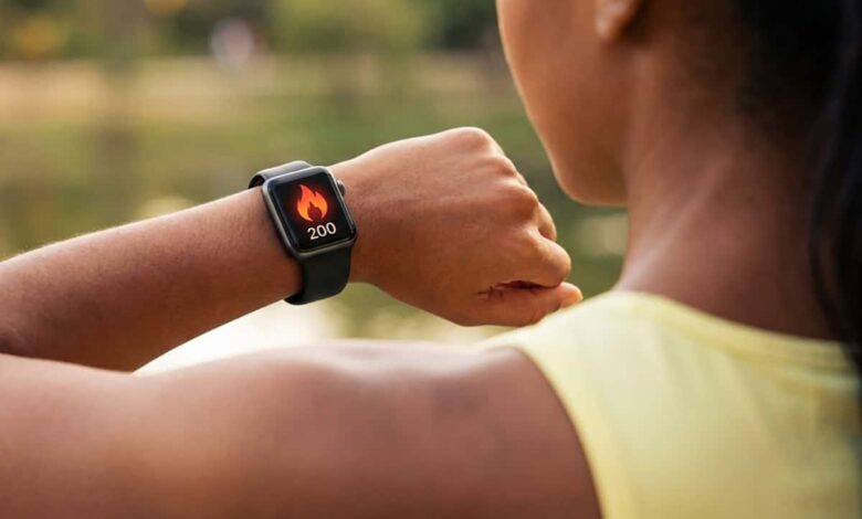 Contagem de calorias do smartwatch é confiável? Pesquisa revela margem de erro de 25% 
