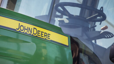 IA da John Deere analisa a fazenda para orientar decisões no campo