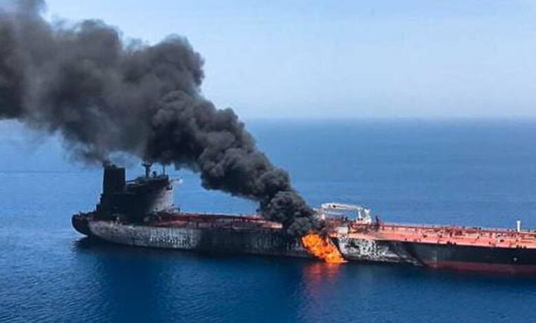 Irão reivindica ataques contra navios de guerra e petroleiros norte-americanos