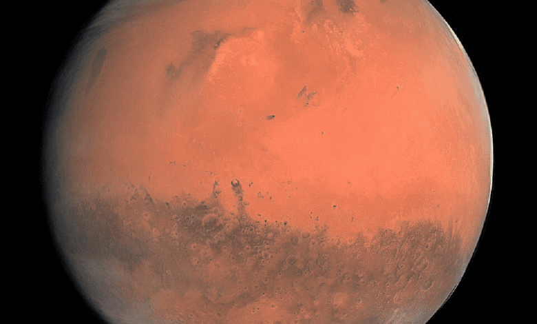 Rover Curiosity encontra buracos misteriosos no solo de Marte