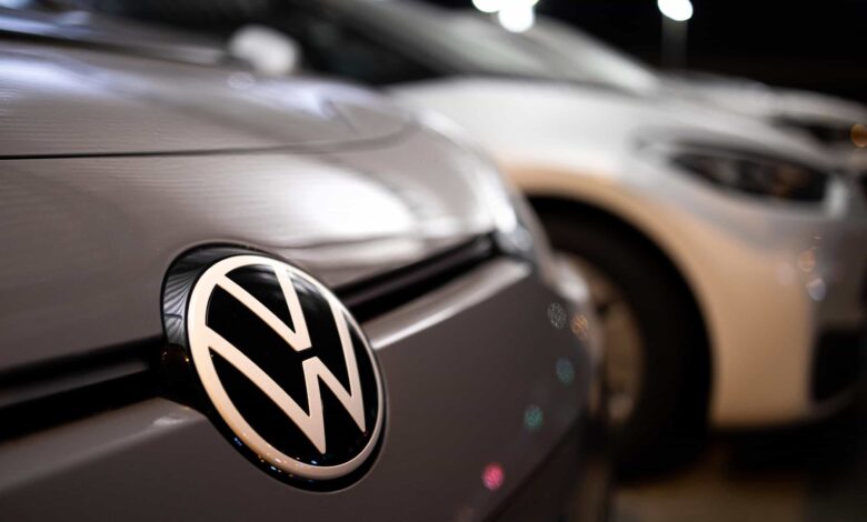 Volkswagen pode perder quatro fábricas e cortar metade dos modelos