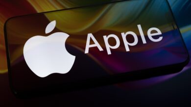 Apple supera R$ 25,2 trilhões em valor de mercado e desafia novo CEO a avançar em IA