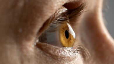 Doença autoimune pode fazer os olhos saltarem e provocar perda da visão