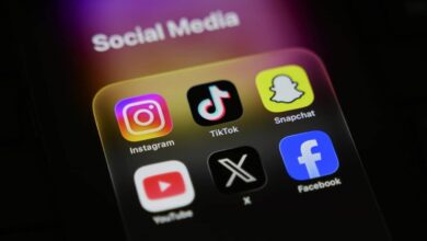 Grécia aprova lei que bane redes sociais para menores de 15 anos