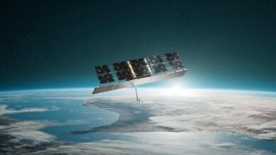 Satélite russo chega a centenas de metros de equipamento dos EUA