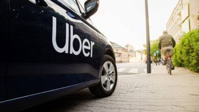 Uber esperando passageiro